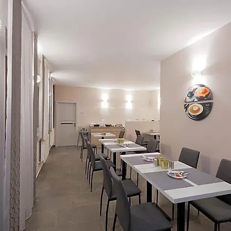 Hotel Bubble Es Rendezvenykoezpont