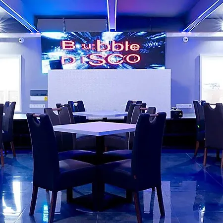 Bubble Es Rendezvenykoezpont 3* Zalaegerszeg