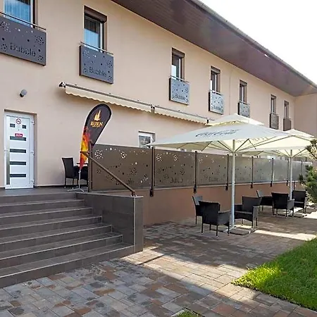 Hotel Bubble Es Rendezvenykoezpont